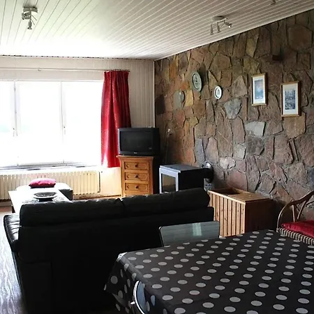 Spacious Family House In Haut-Fays, 250 M² With Garden *