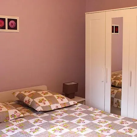 Сasa de vacaciones Spacious Family House In Haut-Fays, 250 M² With Garden *