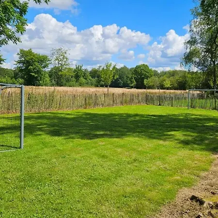 Spacious Family House In Haut-Fays, 250 M² With Garden