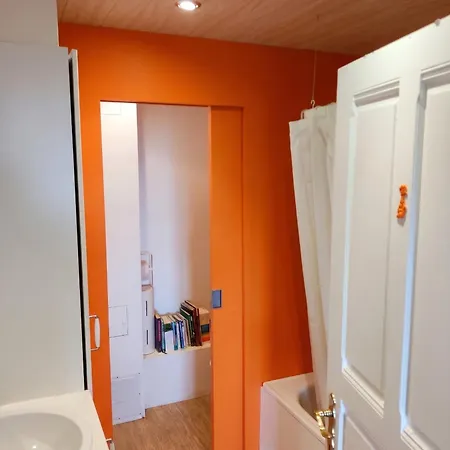 Holiday home Spacious Family House In Haut-fays, 250 M² With Garden *